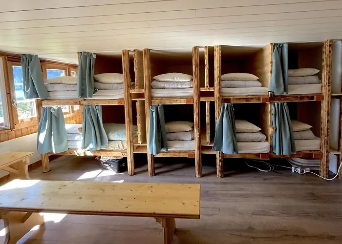 Mountain Hostel Gimmelwald
